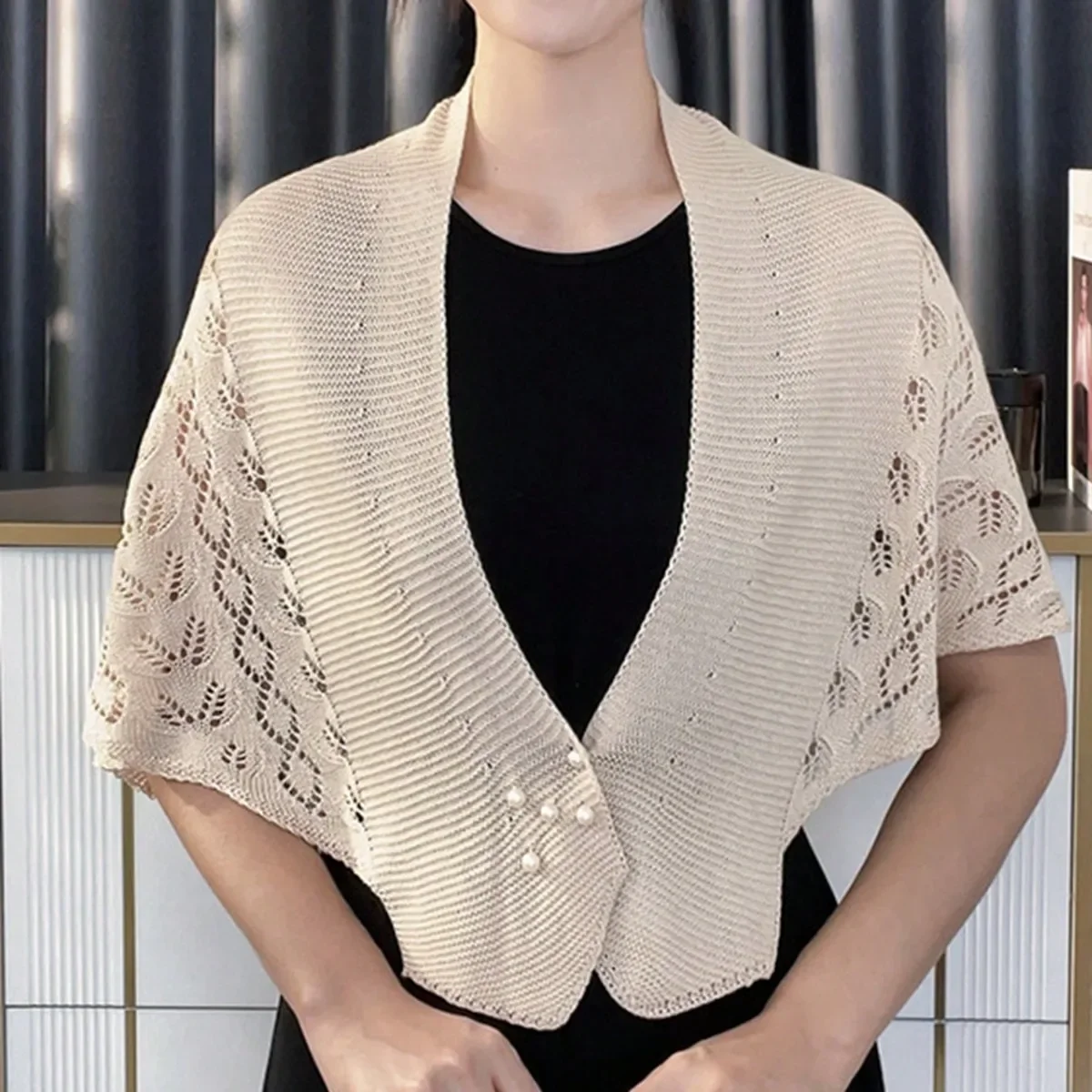 2026 1pc Women Beaded Ice Silk Knitted Cape Shawl With Adhesive Crop Top Hollow Knit Cardigan Scarf Accessories Women
2026 1pc Women Beaded Ice Silk Knitted Cape Shawl With Adhesive Crop Top Hollow Knit Cardigan Scarf Accessories Women