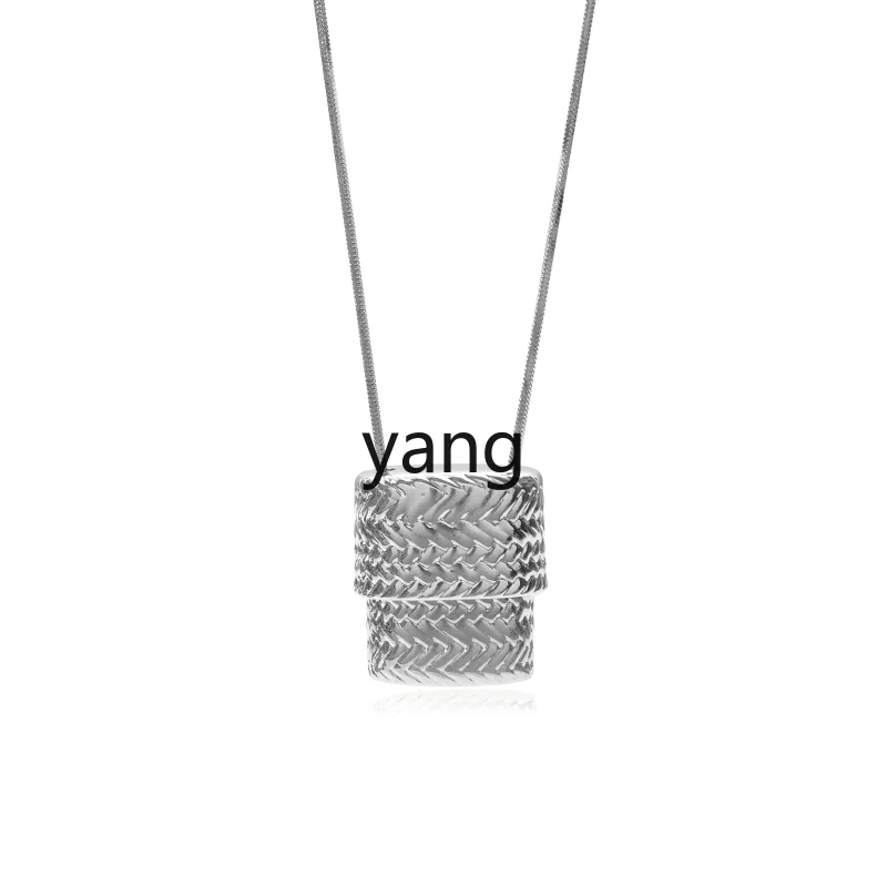 LMM long versatile woven high-end titanium steel sweater chain accessories pendant
LMM long versatile woven high-end titanium steel sweater chain accessories pendant