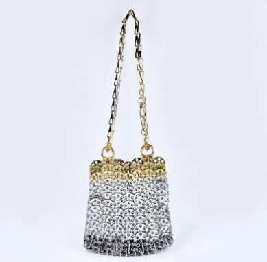 Popular metal sequins with large capacity mobile phone crossbody chain bag DIY handmade bag for women's fashion trend
Popular metal sequins with large capacity mobile phone crossbody chain bag DIY handmade bag for women's fashion trend