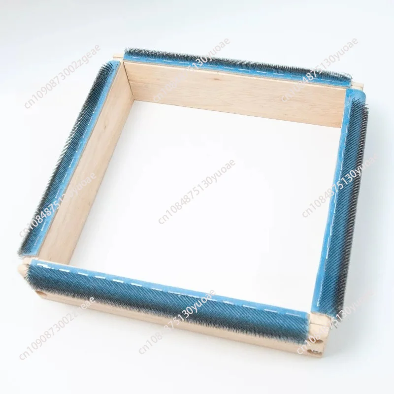 Rug Hooking Gripper Hoop for Tufting Frame Embroidery Frame Needles Fabrics Holder Rug Punch Needle and Embroidery Craft
Rug Hooking Gripper Hoop for Tufting Frame Embroidery Frame Needles Fabrics Holder Rug Punch Needle and Embroidery Craft