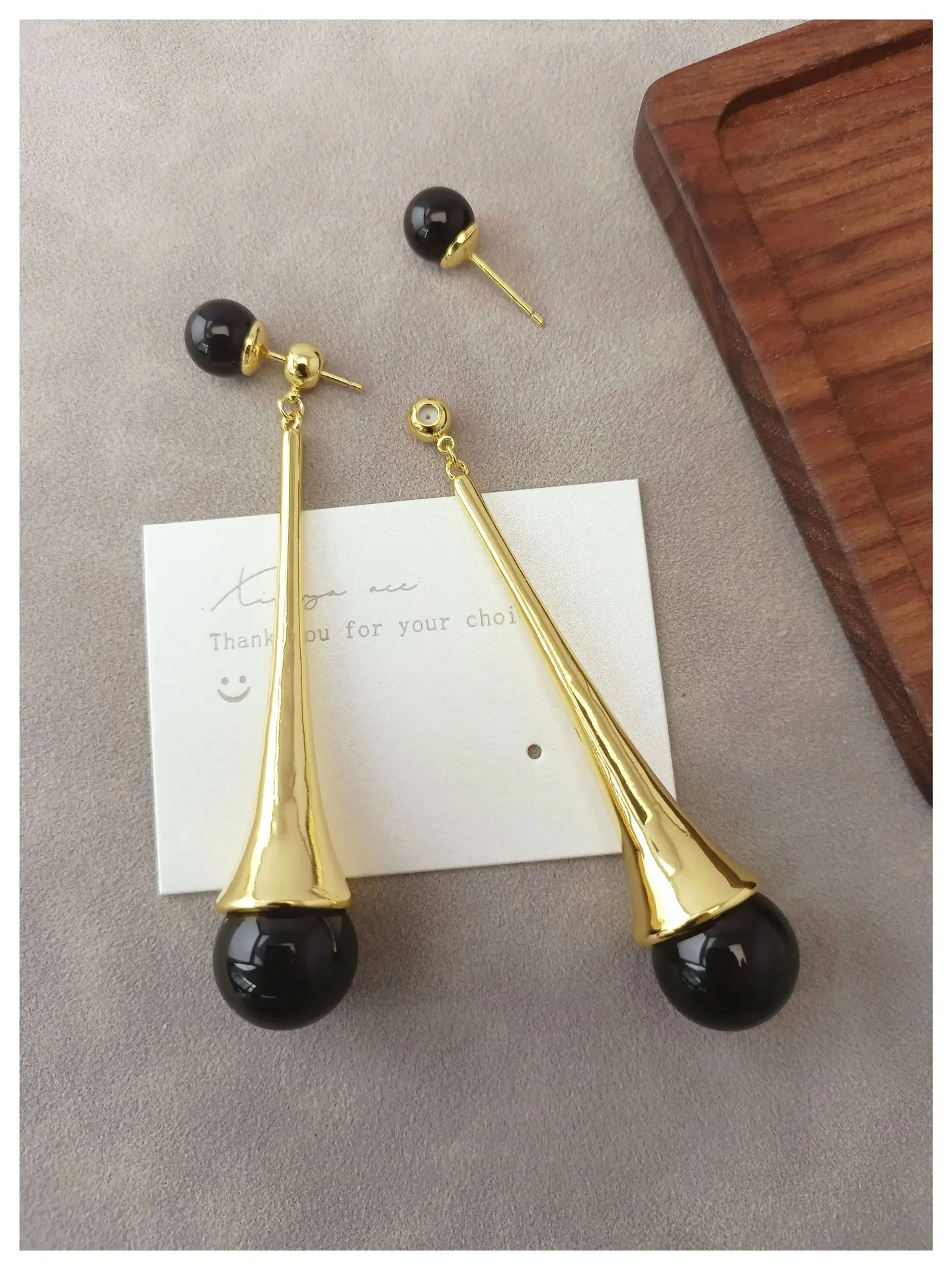 Brass With 18K Black Stone Long Bar Drop Earrings Women Jewelry Punk Party T Show Gown Runway Korean Japan INS
Brass With 18K Black Stone Long Bar Drop Earrings Women Jewelry Punk Party T Show Gown Runway Korean Japan INS