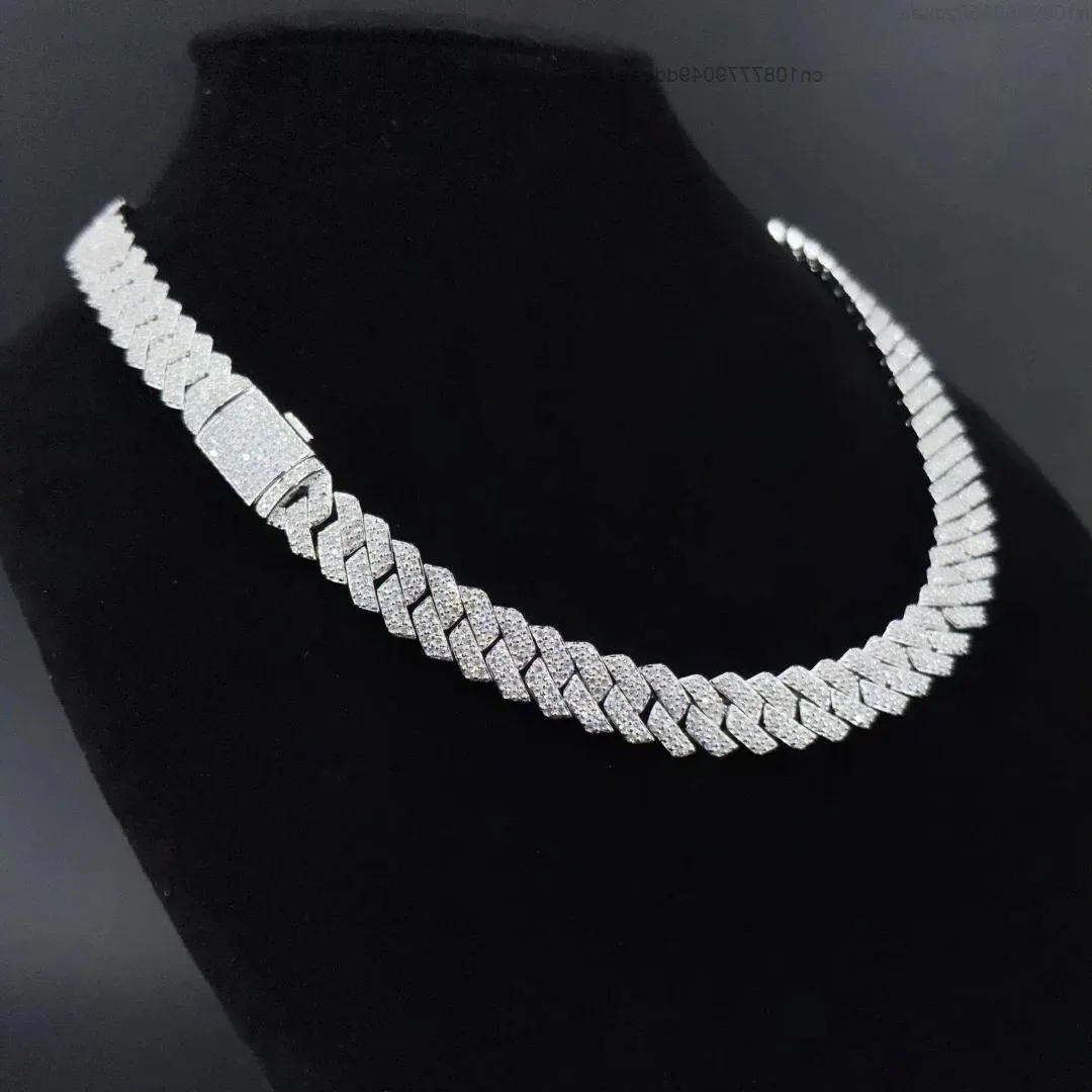 Hip Hop Cuban Chain 18mm Customized Size Necklaces Vvs Moissanite Necklace With Sterling Silver Fashion Jewelry
Hip Hop Cuban Chain 18mm Customized Size Necklaces Vvs Moissanite Necklace With Sterling Silver Fashion Jewelry