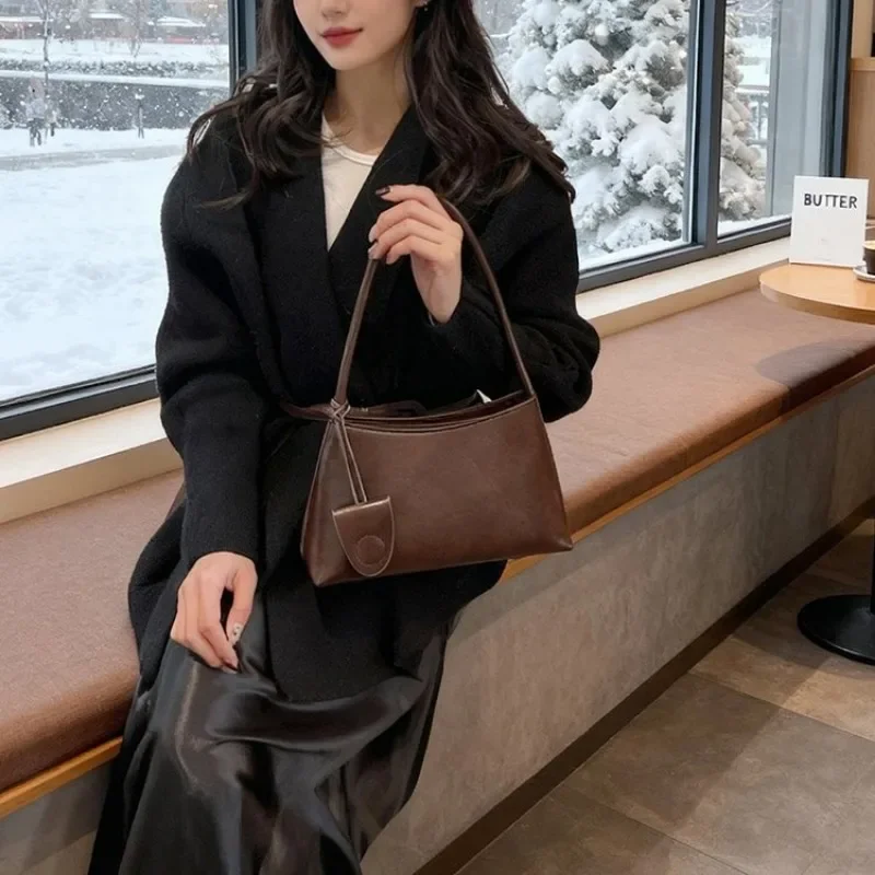 Versatile Effortless Diaper Bag Tote Baby Care Amusement Park Mom Exquisite Chic Sleek Elegant Practical Fashionable 2025 New
Versatile Effortless Diaper Bag Tote Baby Care Amusement Park Mom Exquisite Chic Sleek Elegant Practical Fashionable 2025 New