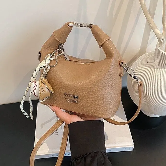 Женская сумка-кроссбоди Ele 2025: Новая ультрамодная сумка через плечо в стиле ретро, повседневная сумка-пельмень
Женская сумка-кроссбоди Ele 2025: Новая ультрамодная сумка через плечо в стиле ретро, повседневная сумка-пельмень