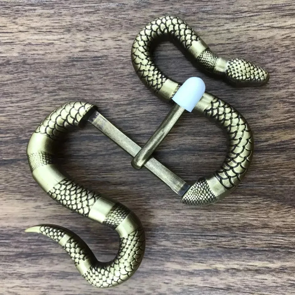 1 шт. латунная пряжка для ремня 3D Змея 40 мм, мужская пряжка-зажим для кожаного ремня, фурнитура для самостоятельного изготовления
1 шт. латунная пряжка для ремня 3D Змея 40 мм, мужская пряжка-зажим для кожаного ремня, фурнитура для самостоятельного изготовления