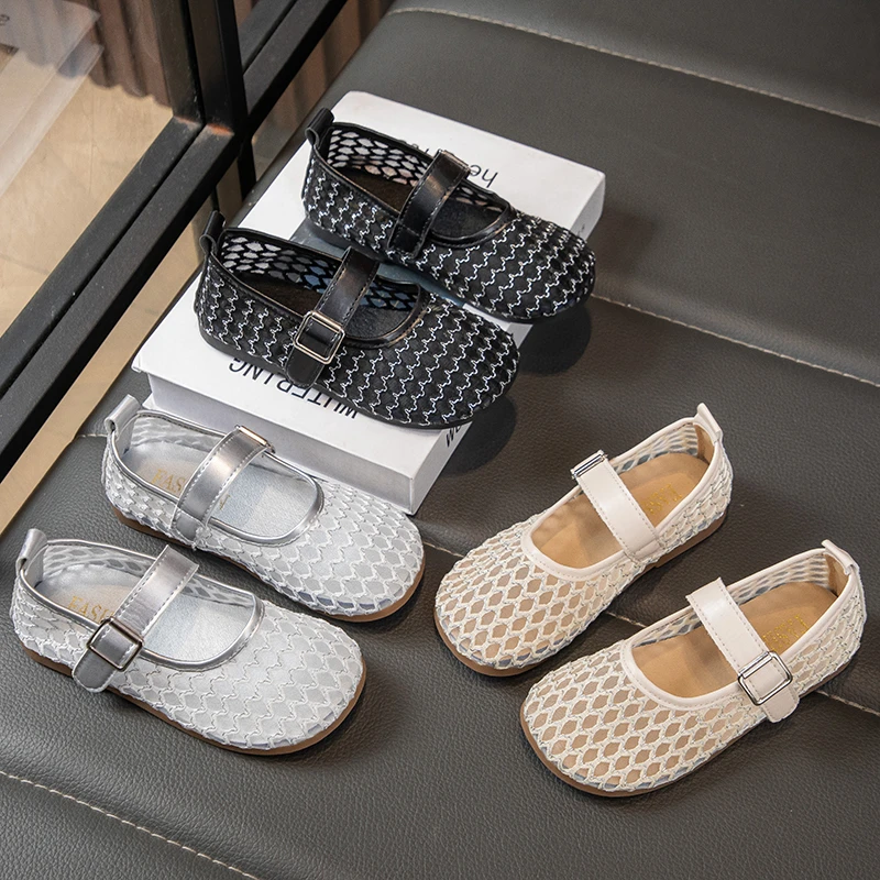 Girls Flats Dress Shoes Breathable Children Hollow Out Casual Shoes Soft Sole Kids Summer Mesh Shoes Non-slip Size 26-36
Girls Flats Dress Shoes Breathable Children Hollow Out Casual Shoes Soft Sole Kids Summer Mesh Shoes Non-slip Size 26-36