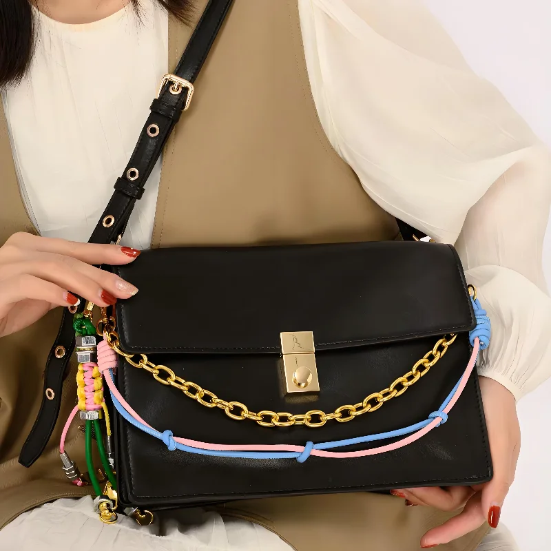 Luxury Fashion Messenger Bag Large Capacity Chain Small Square Bag Gentle And Exquisite Texture Underarm Bag Flap Ladies Bag
Luxury Fashion Messenger Bag Large Capacity Chain Small Square Bag Gentle And Exquisite Texture Underarm Bag Flap Ladies Bag