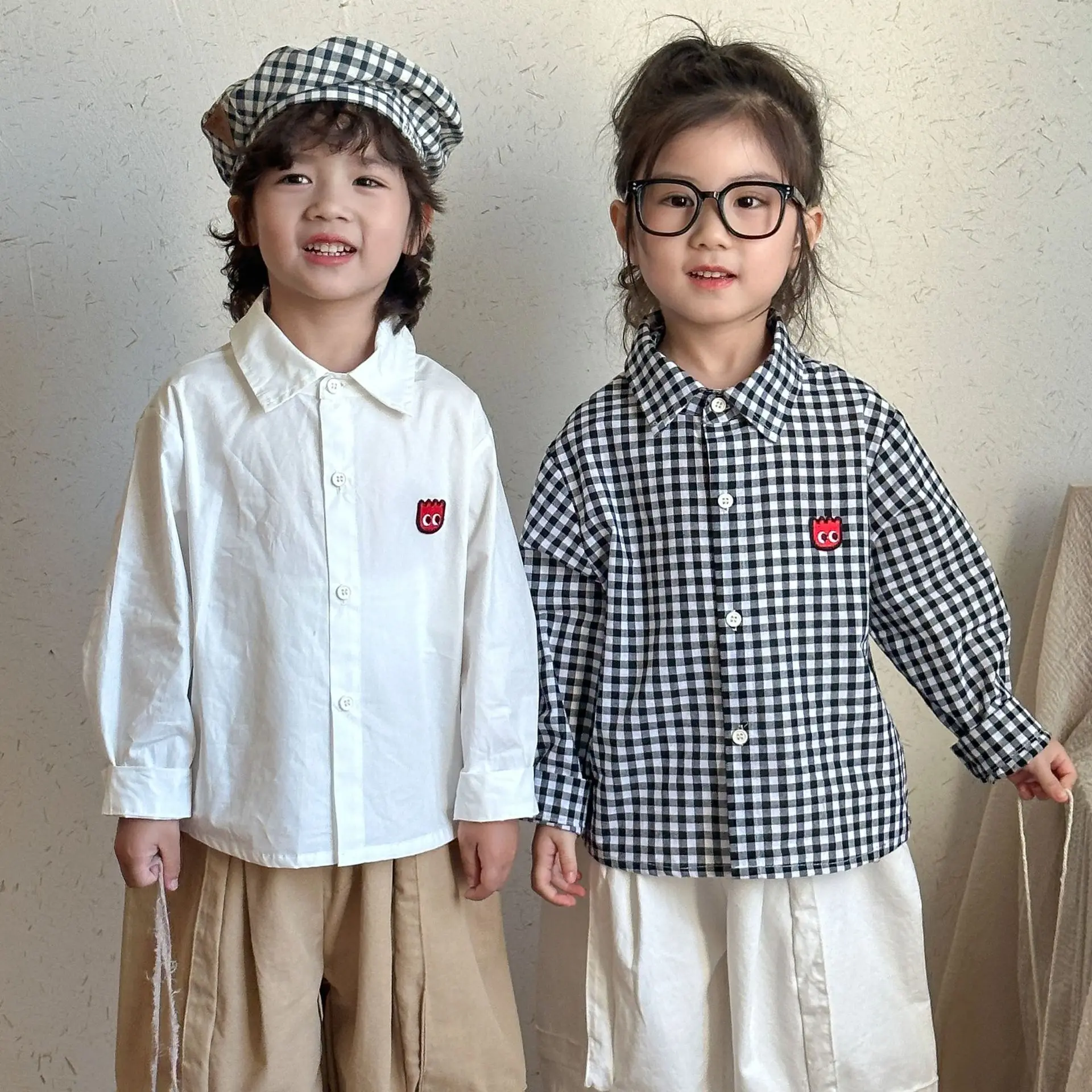 Children Long Sleeve Plaid Shirts Cotton 2025 Spring New Casual Loose Boys Tops Cardigan Fashion Girls Lapel Shirts Kids Clothes
Children Long Sleeve Plaid Shirts Cotton 2025 Spring New Casual Loose Boys Tops Cardigan Fashion Girls Lapel Shirts Kids Clothes