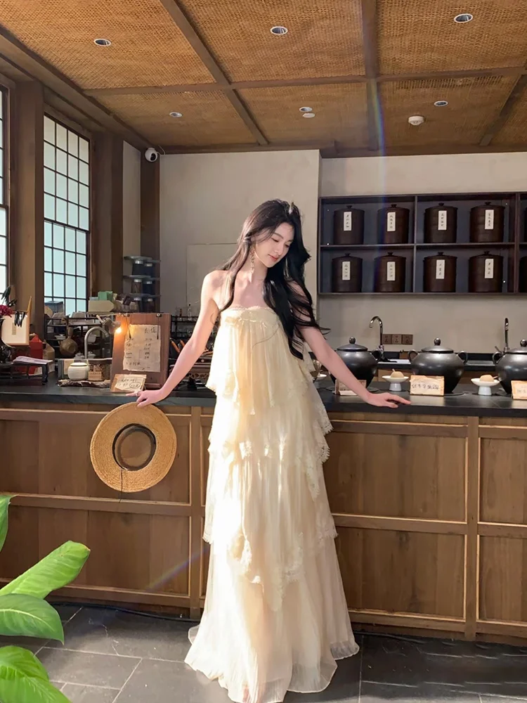 Syxatn Gentle Breeze Lace Strap Dress Women's Holiday Cake Skirt Spring Summer Slimming Long Dress A-Line Style No-Sleeve
Syxatn Gentle Breeze Lace Strap Dress Women's Holiday Cake Skirt Spring Summer Slimming Long Dress A-Line Style No-Sleeve