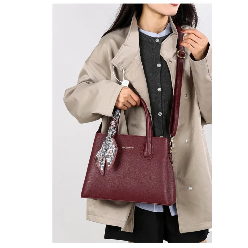 Women Fashion Hobo Bag With Tassel Medium Pu Leather Handbag Slouchy Design Casual Daily Shopping Travel Bag
Women Fashion Hobo Bag With Tassel Medium Pu Leather Handbag Slouchy Design Casual Daily Shopping Travel Bag