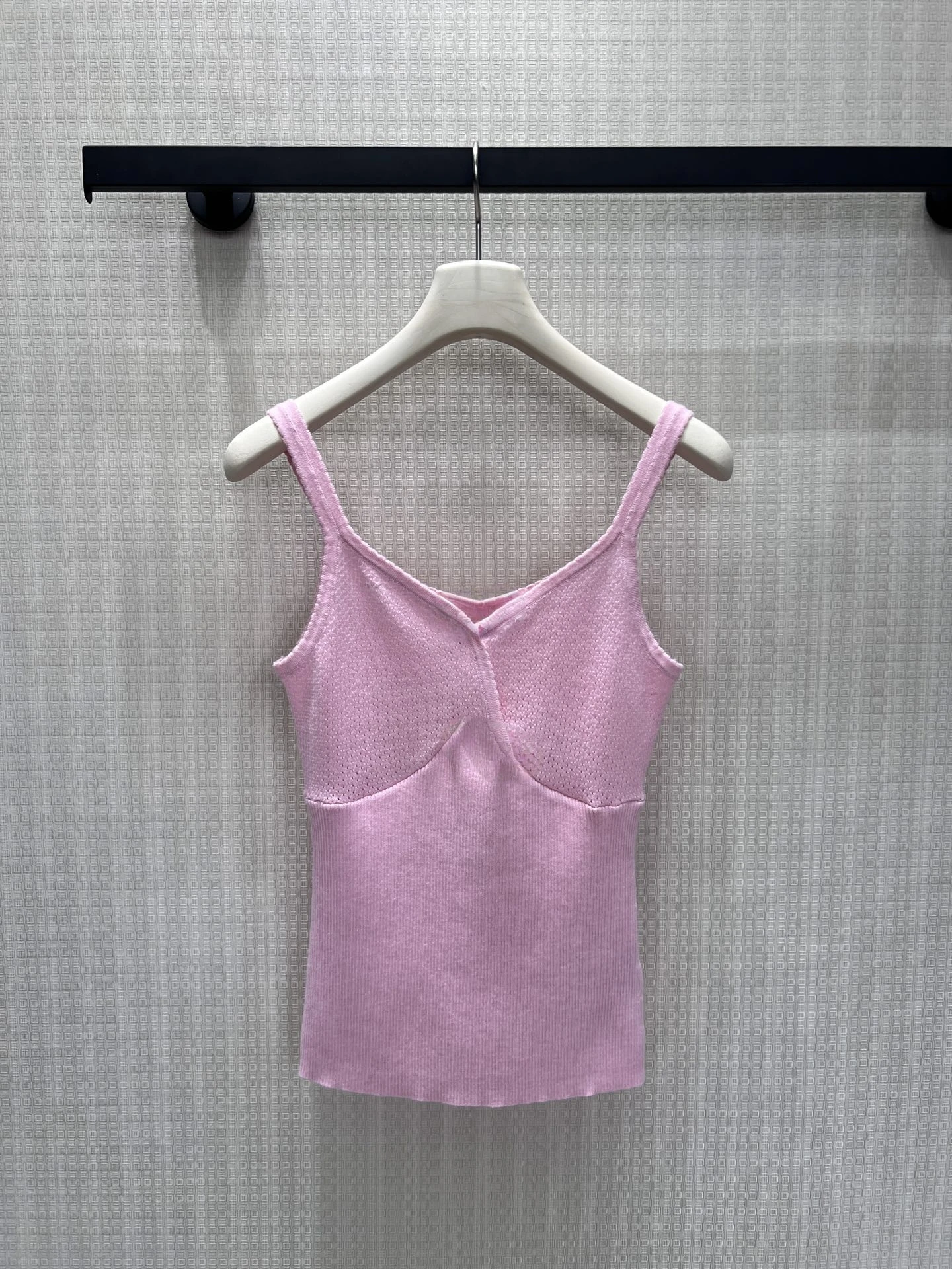 Slimming Knitted Vest Women's Fashion Versatile Thin Strap Simple Style Daily Commute Suitable for All Seasons Color
Slimming Knitted Vest Women's Fashion Versatile Thin Strap Simple Style Daily Commute Suitable for All Seasons Color