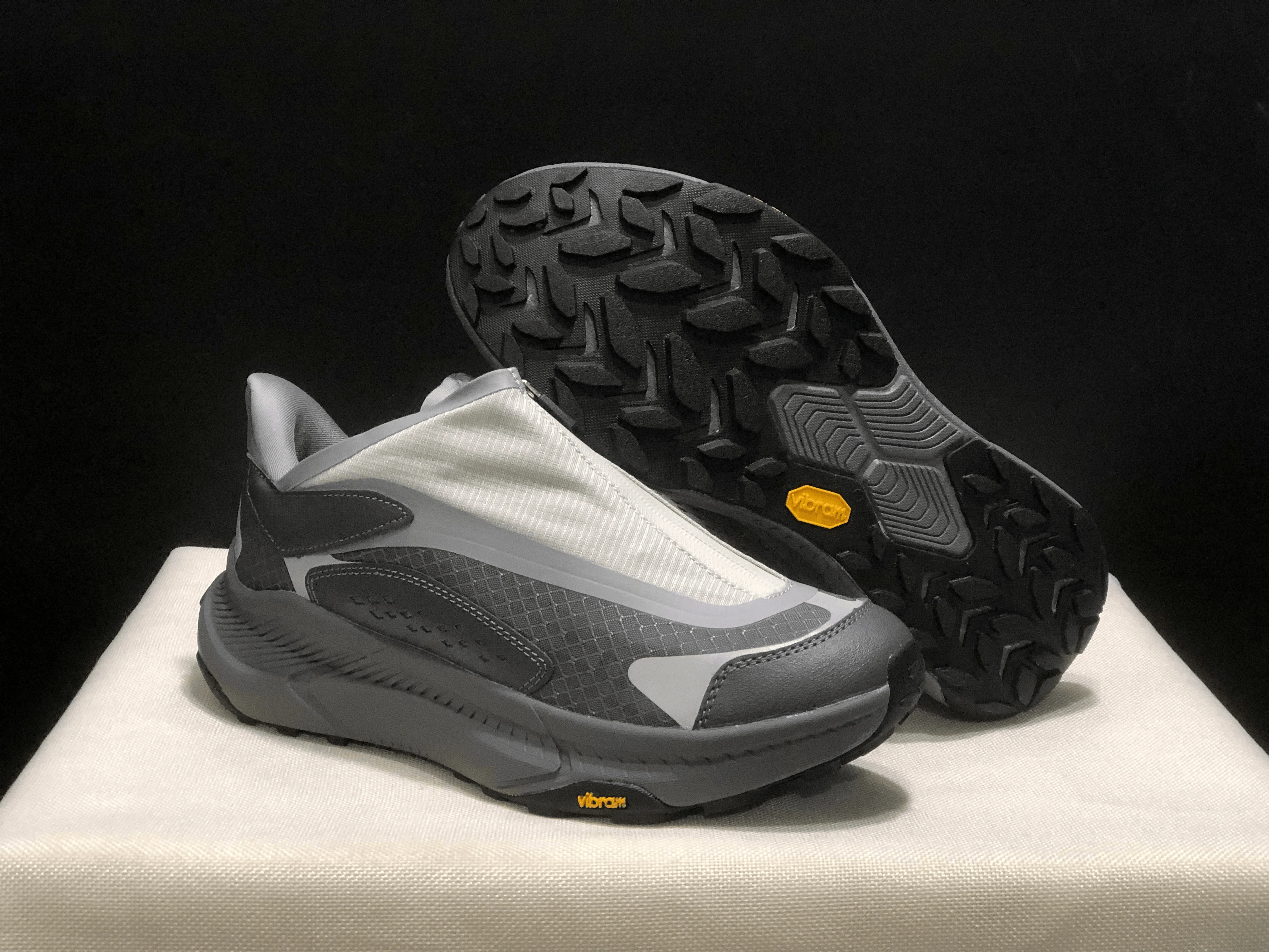 Sporty Daily Sneakers TRANSPORT Anti Skid Durable Outdoor Casual Training Shoes
Sporty Daily Sneakers TRANSPORT Anti Skid Durable Outdoor Casual Training Shoes