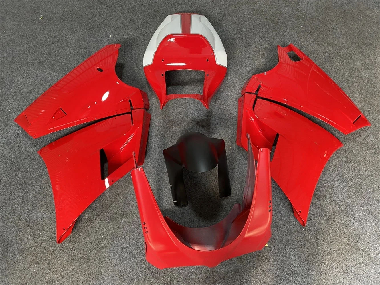 Литьевая пресс-форма Обтекатели Кузов для DUCATI 748 916 03 04 05 ducati 996 998 2003 2004 2005 Горячие фото + подарки
Литьевая пресс-форма Обтекатели Кузов для DUCATI 748 916 03 04 05 ducati 996 998 2003 2004 2005 Горячие фото + подарки
