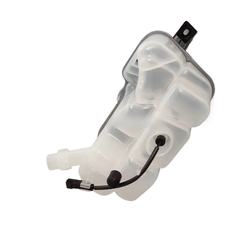 LR024296 Antifreeze Water Bottle Cooling Water Bottle for Land Rover Freelander 2 Range Rover Evoque Discovery Sport 2.0T
LR024296 Antifreeze Water Bottle Cooling Water Bottle for Land Rover Freelander 2 Range Rover Evoque Discovery Sport 2.0T