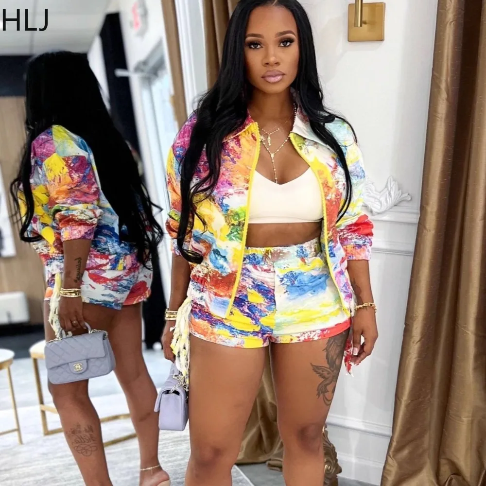 HLJ Fashion Starry Sky Print Woman 2 Piece Set Outfit Color Block Short Sleeve Top and Shorts Matching Female Streetwear New
HLJ Fashion Starry Sky Print Woman 2 Piece Set Outfit Color Block Short Sleeve Top and Shorts Matching Female Streetwear New