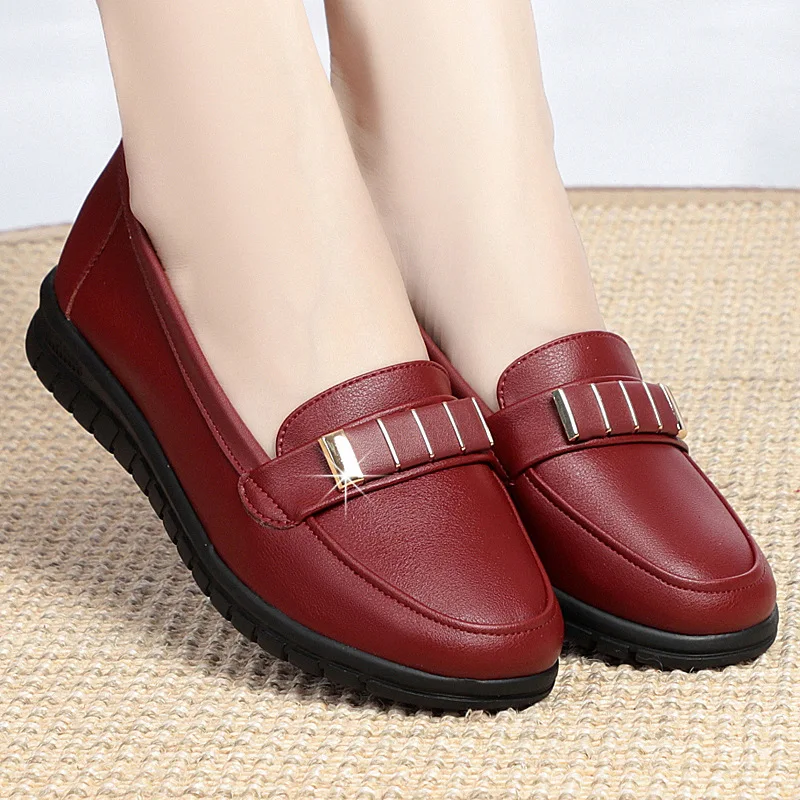 Дышащие удобные лоферы из мягкой кожи в стиле ретро, обувь на платформе, 2025 г., повседневные мокасины на плоской подошве для вождения, офисные мокасины для мамы
Дышащие удобные лоферы из мягкой кожи в стиле ретро, обувь на платформе, 2025 г., повседневные мокасины на плоской подошве для вождения, офисные мокасины для мамы