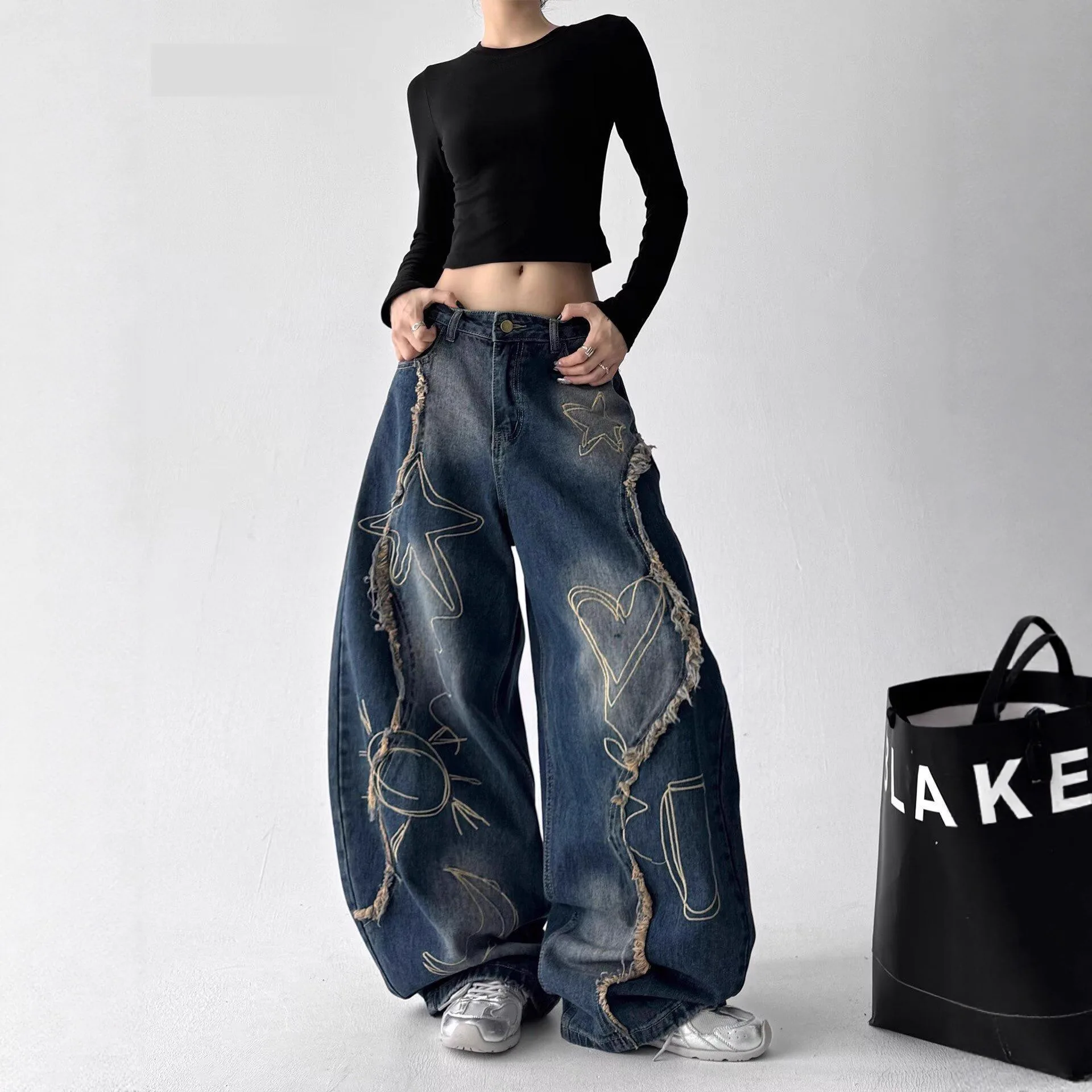 Washed and Worn Wide Leg Jeans for Women in Spring and Autumn High Waisted and Slimming Floor Length Pants
Washed and Worn Wide Leg Jeans for Women in Spring and Autumn High Waisted and Slimming Floor Length Pants