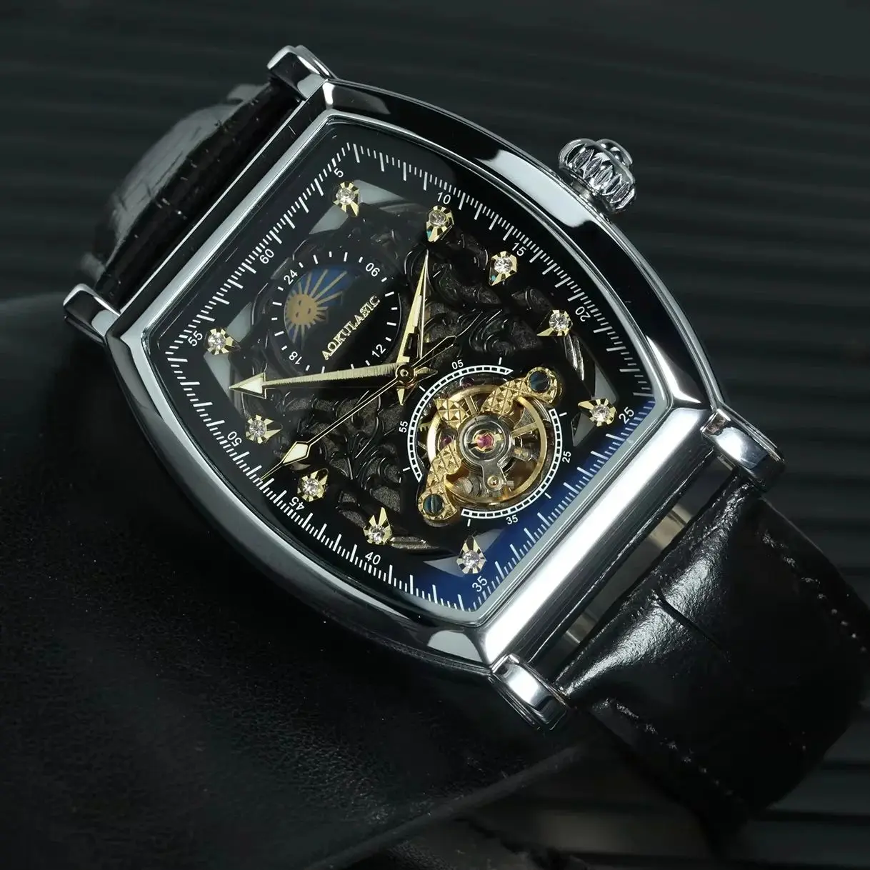 Men's Business Automatic Mechanical Watch, Barrel-Shaped Skeleton Flywheel Waterproof Wristwatch, Engraved Luminous Leather Strap Watch, Light Luxury High-End Men's Watch, Versatile Business Commuter Style, Gift for Boyfriend or Husband on Birthday, Fully
Men's Business Automatic Mechanical Watch, Barrel-Shaped Skeleton Flywheel Waterproof Wristwatch, Engraved Luminous Leather Strap Watch, Light Luxury High-End Men's Watch, Versatile Business Commuter Style, Gift for Boyfriend or Husband on Birthday, Fully