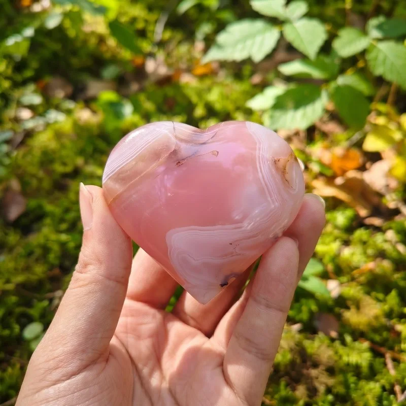 Artificial Pink Agate Heart-shaped for Home Décor Perfect for Family and Friends Exquisite Collectible Valentine's Day Gift
Artificial Pink Agate Heart-shaped for Home Décor Perfect for Family and Friends Exquisite Collectible Valentine's Day Gift