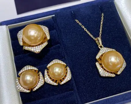 golden Freshwater pearl zircon crystal bead ring rings earring pendant chain set Jewellery
golden Freshwater pearl zircon crystal bead ring rings earring pendant chain set Jewellery