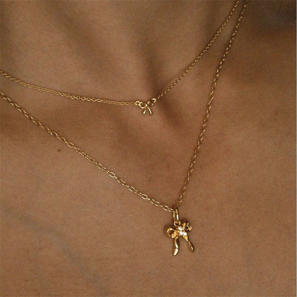 Mini Bow Necklace for Women, Simple and Versatile Chocker Neckchain, Elegant Design, Collar Chain, Color Preservation
Mini Bow Necklace for Women, Simple and Versatile Chocker Neckchain, Elegant Design, Collar Chain, Color Preservation