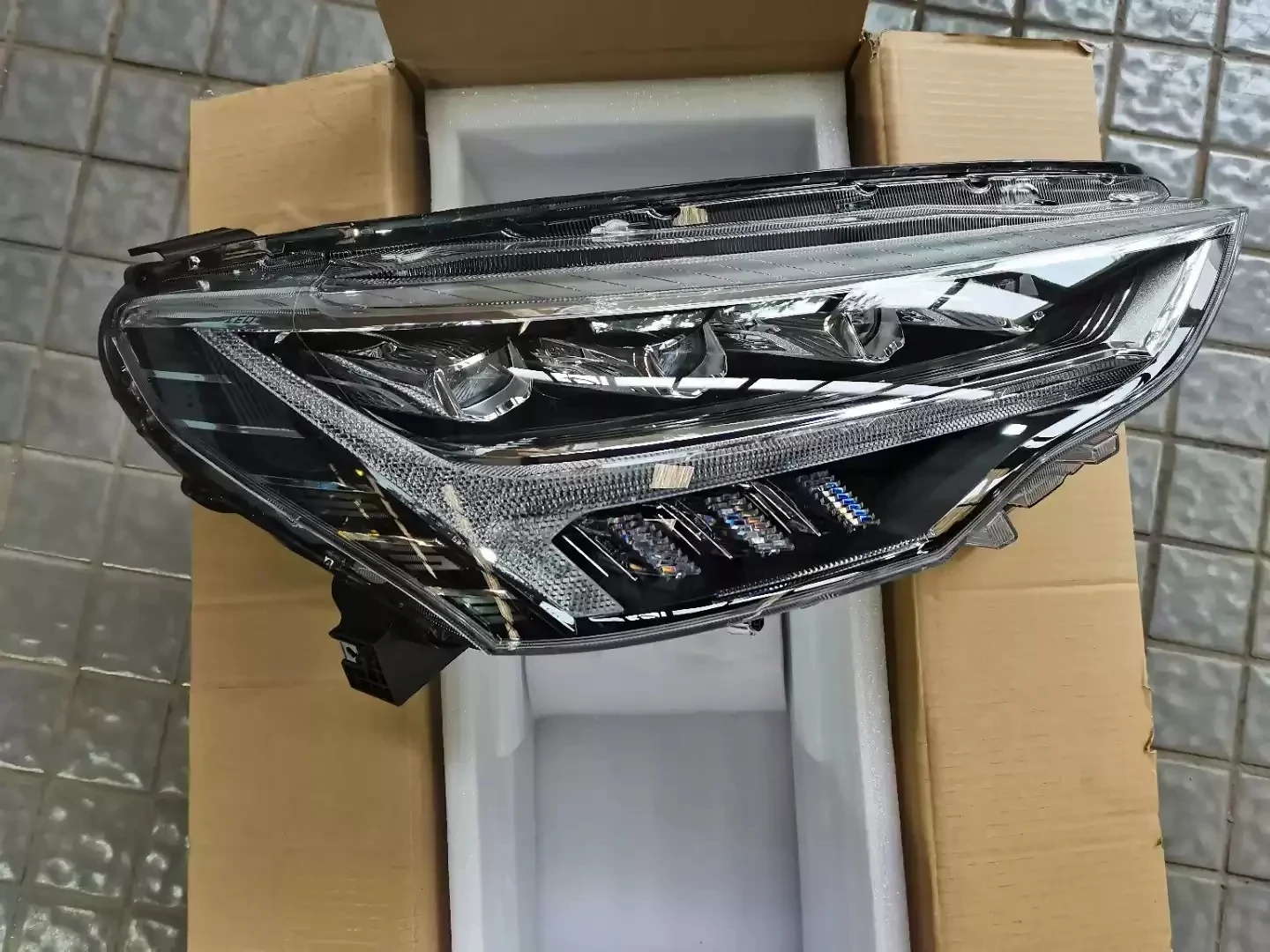 Автомобильная фара в сборе для HAVAL JOLION, светодиодные DRL дневные ходовые огни, указатель поворота, фара
Автомобильная фара в сборе для HAVAL JOLION, светодиодные DRL дневные ходовые огни, указатель поворота, фара