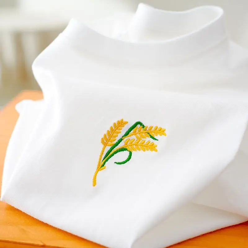 New cotton embroidered ins short-sleeved T-shirts for female students and ladies T-shirts with short sleeves and half sleeves ar
New cotton embroidered ins short-sleeved T-shirts for female students and ladies T-shirts with short sleeves and half sleeves ar