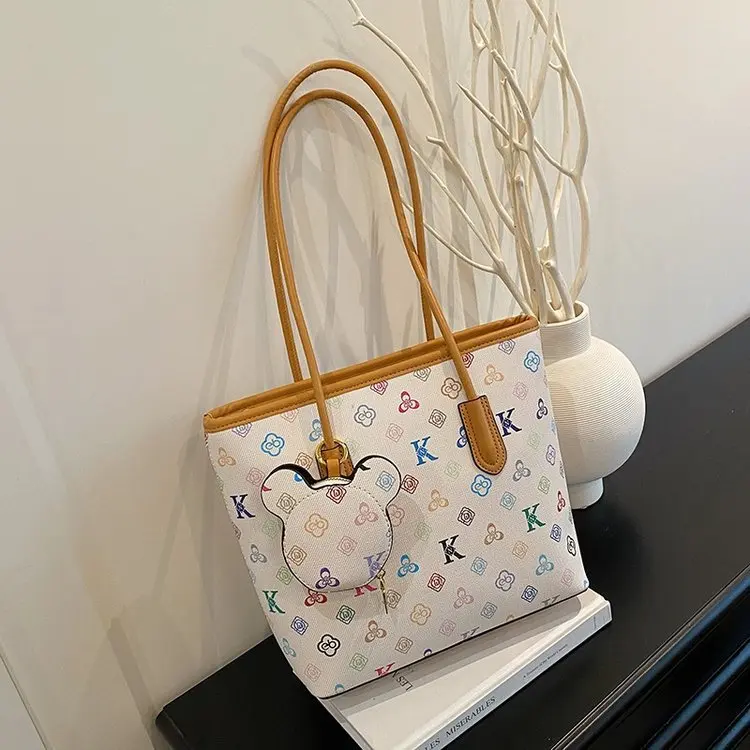 2025 New Women's Retro Large Capacity Tote Bag, Adjustable Shoulder Strap, Versatile Crossbody Purse for Work & Commute
2025 New Women's Retro Large Capacity Tote Bag, Adjustable Shoulder Strap, Versatile Crossbody Purse for Work & Commute