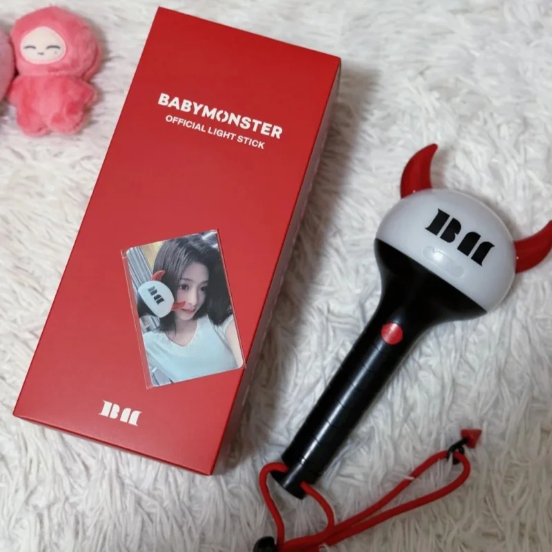 New Baby Monster Official Light Stick Concert Cheering Handheld Glow Stick With Lanyard For Fans Concert Live Event In Stock
New Baby Monster Official Light Stick Concert Cheering Handheld Glow Stick With Lanyard For Fans Concert Live Event In Stock