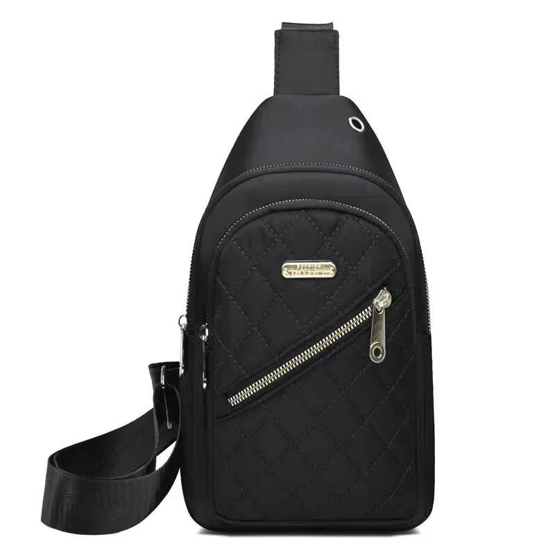New Women's Embroidered Thread Chest Bag Large-capacity Diamond Female Multi-layer Women's One-shoulder Oblique Crossbody Bag
New Women's Embroidered Thread Chest Bag Large-capacity Diamond Female Multi-layer Women's One-shoulder Oblique Crossbody Bag