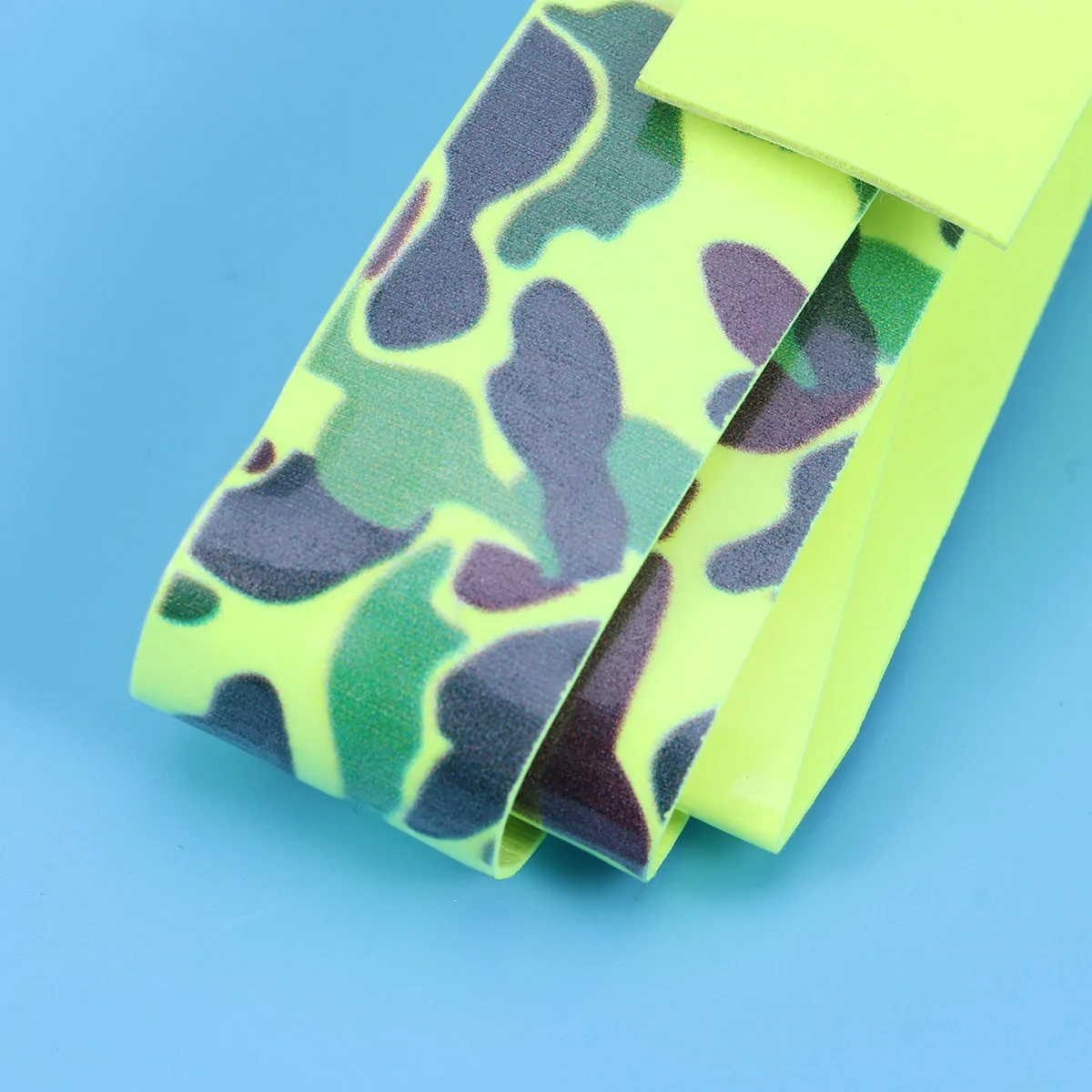 Tennis Badminton Racket Grip Tape Overgrip Anti-Slip Wrap for Sports Fishing Pole Jump Rope Green Moisture Absorbent Soft Grip
Tennis Badminton Racket Grip Tape Overgrip Anti-Slip Wrap for Sports Fishing Pole Jump Rope Green Moisture Absorbent Soft Grip