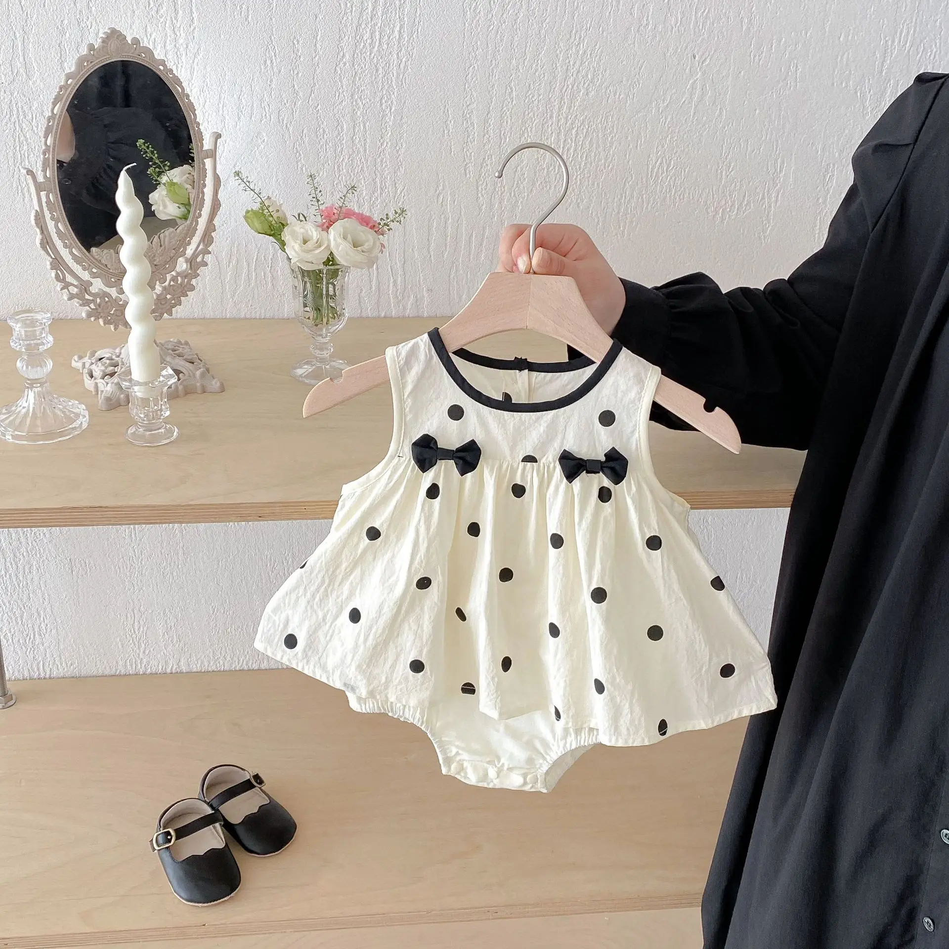 2025 Summer New Baby Girl Sleeveless Bodysuit Dress Cute Sweet Princess Infant Toddler Polka Dot Jumpsuit Newborn Clothes 0-24M
2025 Summer New Baby Girl Sleeveless Bodysuit Dress Cute Sweet Princess Infant Toddler Polka Dot Jumpsuit Newborn Clothes 0-24M