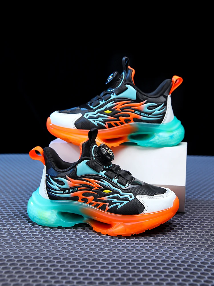 Leisure sports shoes, fashion casual sports shoes, student training shoes, fashionable loafer
Leisure sports shoes, fashion casual sports shoes, student training shoes, fashionable loafer