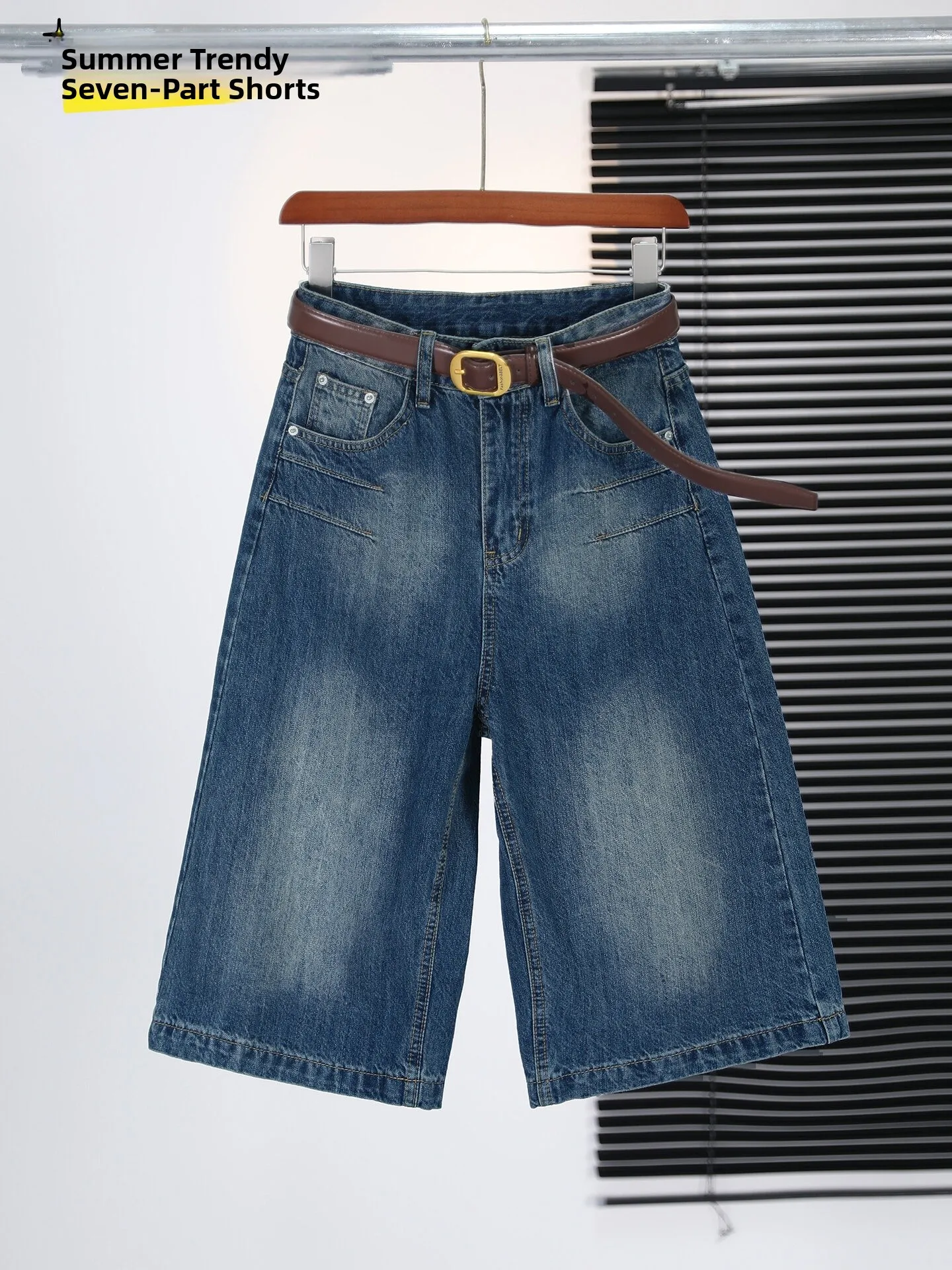 Retro Blue Denim Shorts Women's Loose Straight Cut Slimming Versatile Mid-Length Summer Hot Pants High Waist Multi-Pocket Jeans
Retro Blue Denim Shorts Women's Loose Straight Cut Slimming Versatile Mid-Length Summer Hot Pants High Waist Multi-Pocket Jeans