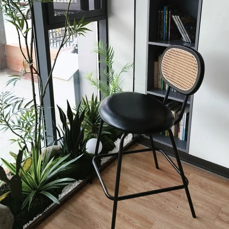 Minimalist Bar Stools with Backrest Rattan Counter Height Chairs for Kitchen Modern Designer Bar Chairs Vintage Reception Seat
Minimalist Bar Stools with Backrest Rattan Counter Height Chairs for Kitchen Modern Designer Bar Chairs Vintage Reception Seat