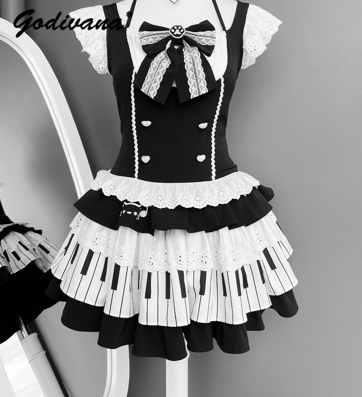 Оригинальный милый топ для девочек Subculture + мини-юбка, комплект из 2 предметов, новинка лета 2025 года, женская рубашка с бантом, юбка-пианино, кавайная одежда
Оригинальный милый топ для девочек Subculture + мини-юбка, комплект из 2 предметов, новинка лета 2025 года, женская рубашка с бантом, юбка-пианино, кавайная одежда
