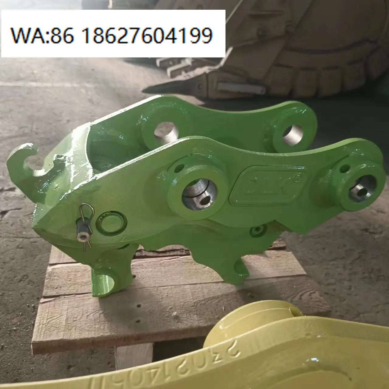 Universal Quick Coupler Multi-Tonnage Excavator Compatible Safe Stable Fast Attachment Change Hitch Parts
Universal Quick Coupler Multi-Tonnage Excavator Compatible Safe Stable Fast Attachment Change Hitch Parts