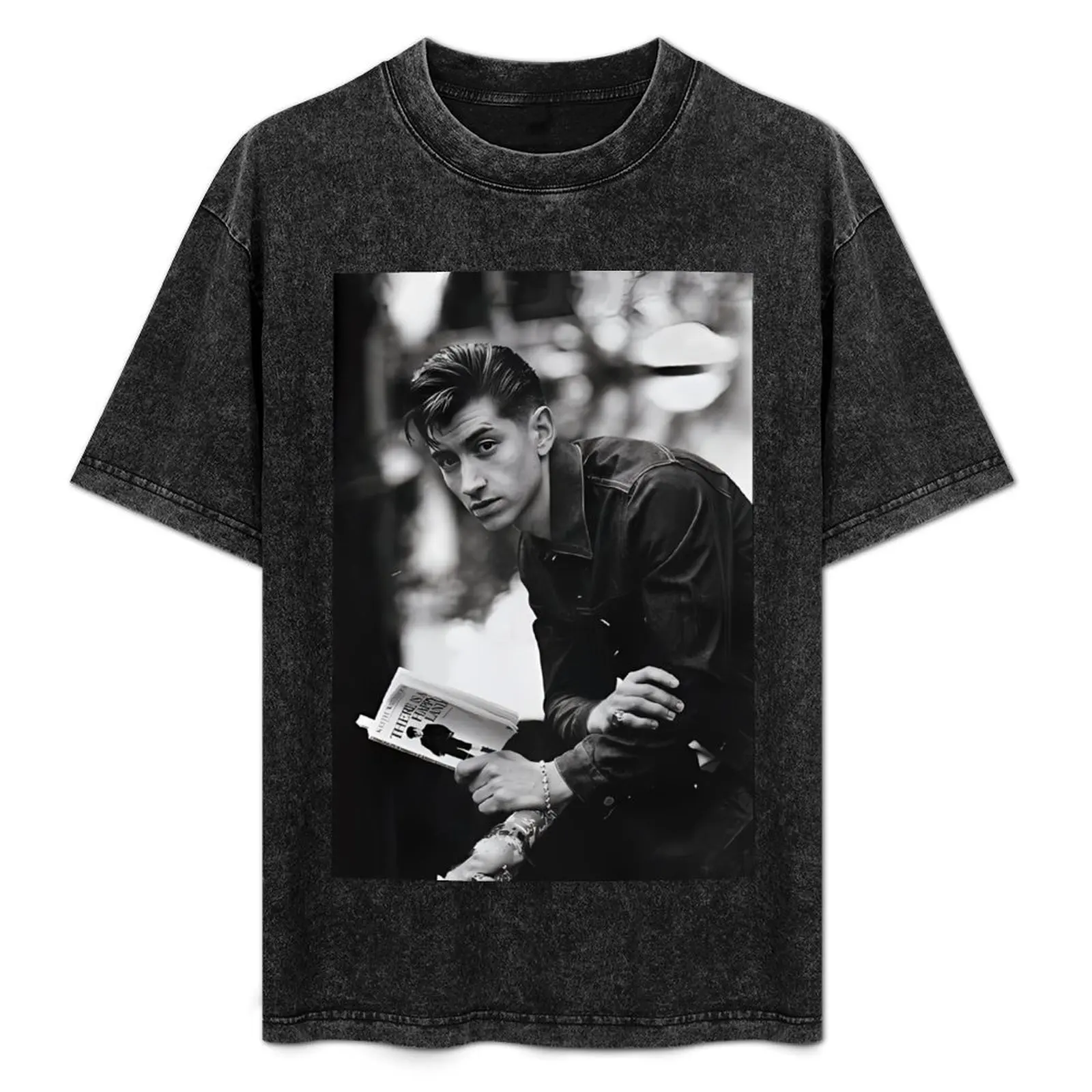 Alex Turner T-Shirt Plus Size Loose Fit T-Shirt
Alex Turner T-Shirt Plus Size Loose Fit T-Shirt