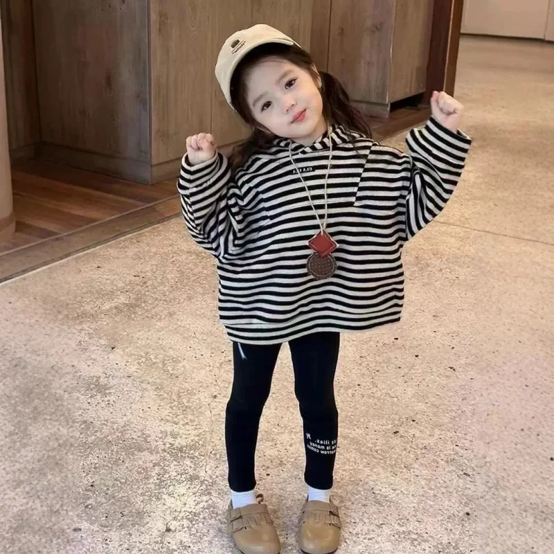 Girls' Outfit Striped Long Sleeve Hooded Sweatshirt and Slim Fit Leggings Two-Piece Set2025Spring and Autumn New Fashion Foreign
Girls' Outfit Striped Long Sleeve Hooded Sweatshirt and Slim Fit Leggings Two-Piece Set2025Spring and Autumn New Fashion Foreign