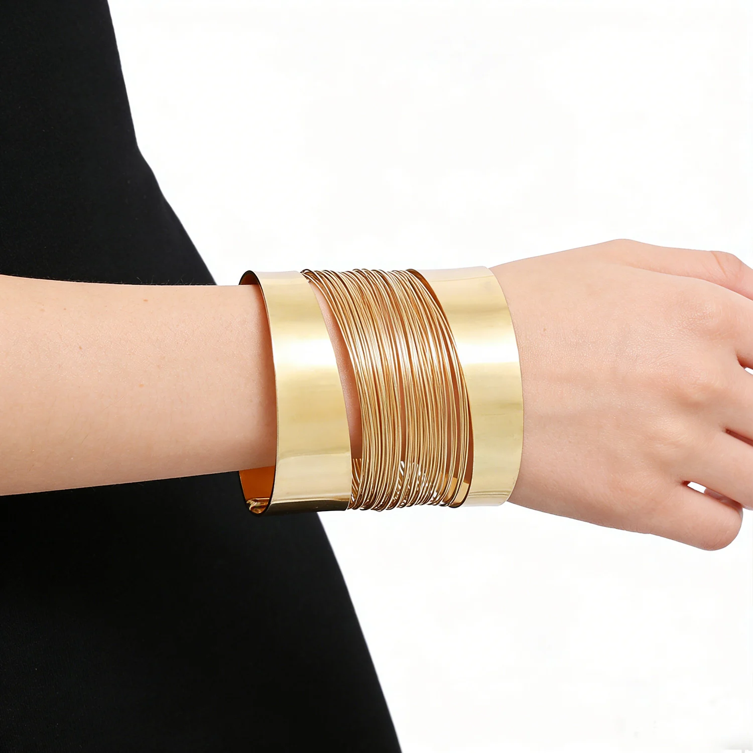 Trendy Gold Plated Bracelet With Multi-layered Hollow Steel Wire Weave Line Open Adjustable Bangle Personalization Jewelry Gift
Trendy Gold Plated Bracelet With Multi-layered Hollow Steel Wire Weave Line Open Adjustable Bangle Personalization Jewelry Gift