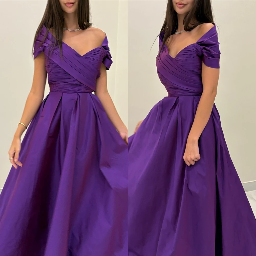 Customized Formal Satin V-Neck Evening Dress Delicate Off the Shoulder Prom Dresses Formal Sweep Train Special Occasion Gowns 
Customized Formal Satin V-Neck Evening Dress Delicate Off the Shoulder Prom Dresses Formal Sweep Train Special Occasion Gowns