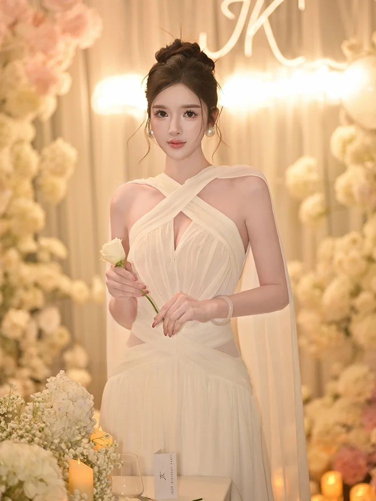 White Hanging Neck Dress Women Summer Elegance Wedding Dress Heavy Embroidery Sexy Waist Cinch Birthday Long Dress
White Hanging Neck Dress Women Summer Elegance Wedding Dress Heavy Embroidery Sexy Waist Cinch Birthday Long Dress