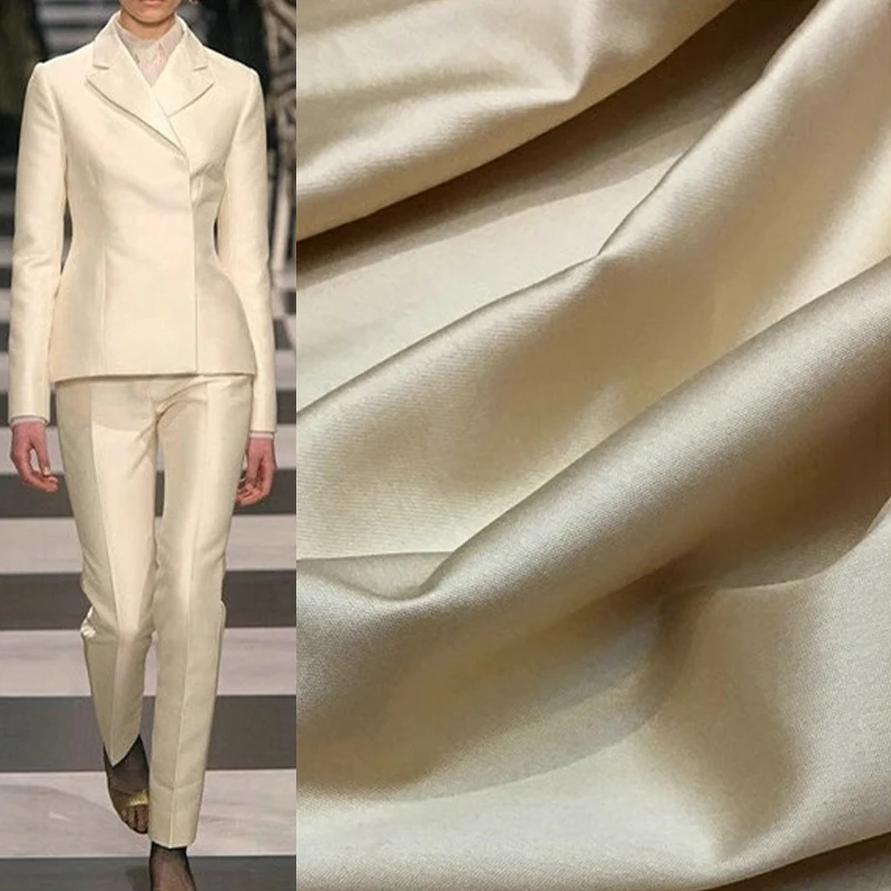 High End Solid Color 100% Silk Wool Fabric Fashion Heavy Weight Silk Wool Satin Fashion Dress Set Designer Noble Fabric Woven
High End Solid Color 100% Silk Wool Fabric Fashion Heavy Weight Silk Wool Satin Fashion Dress Set Designer Noble Fabric Woven