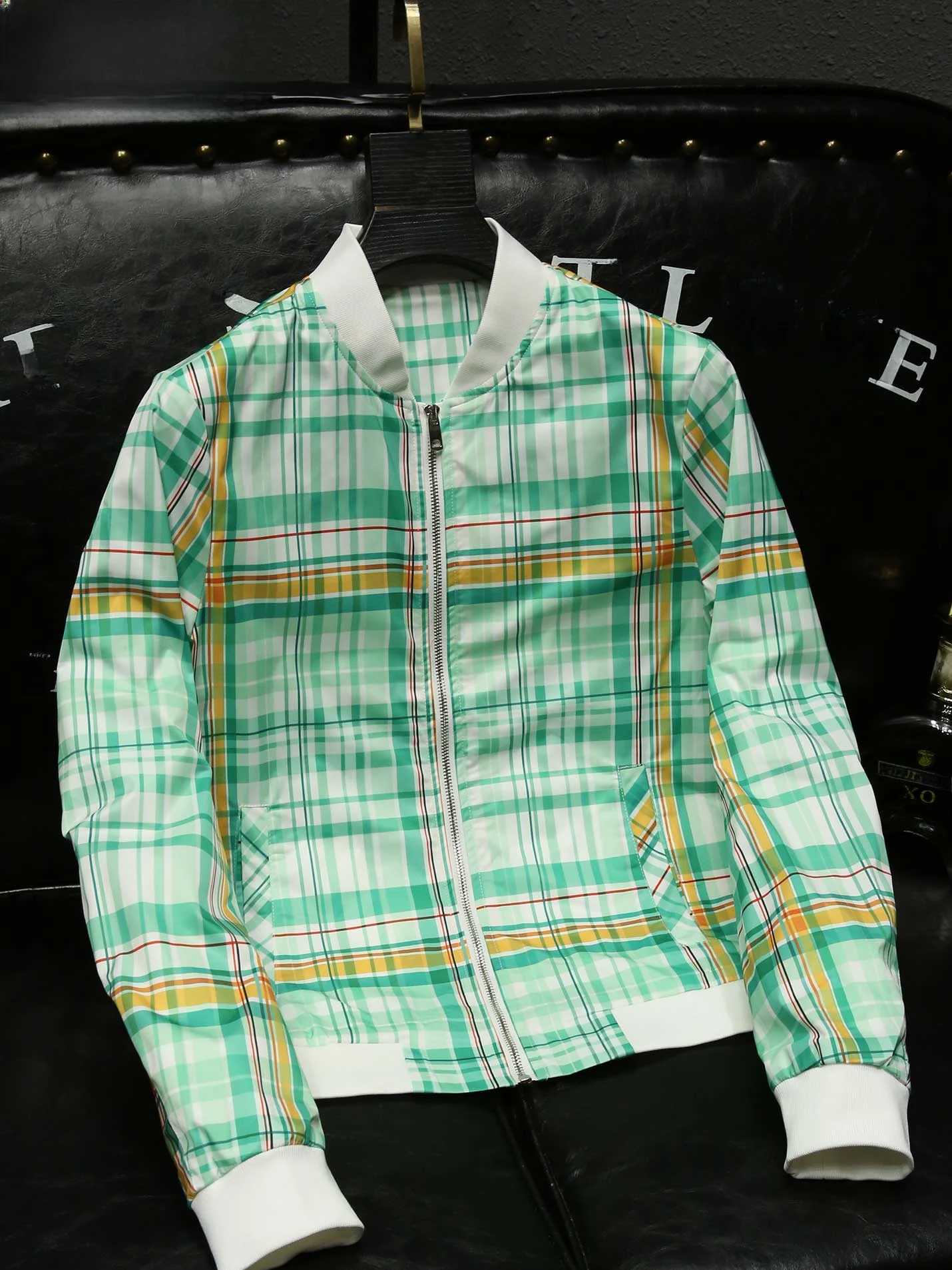 Trendy Plaid Baseball Collar Jaet Men's Slim Fit Spring Autumn New Sle Breathable Casual Faion Polyester Fiber Zipper C...
Trendy Plaid Baseball Collar Jaet Men's Slim Fit Spring Autumn New Sle Breathable Casual Faion Polyester Fiber Zipper C...