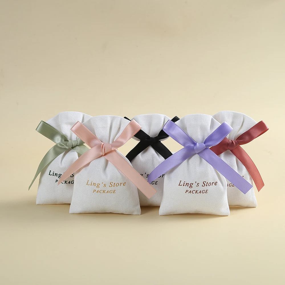 100pcs Personalized Logo White Jewelry Muslin Bag Cotton Canvas Gift Packaging Pouch With Ribbon For Baby Shower Crystal Storage
100pcs Personalized Logo White Jewelry Muslin Bag Cotton Canvas Gift Packaging Pouch With Ribbon For Baby Shower Crystal Storage