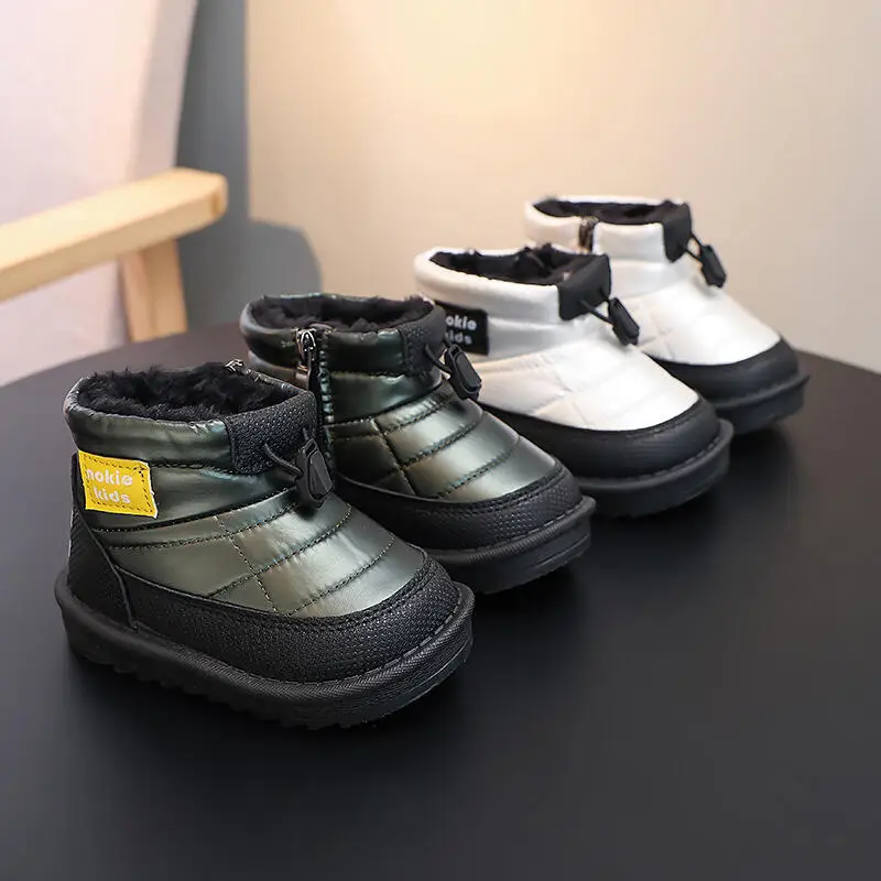 Детская утепленная хлопковая обувь, осенне-зимние ботильоны для девочек, противоскользящая теплая обувь на флисовой подкладке, модная повседневная обувь в новом стиле Kawaii
Детская утепленная хлопковая обувь, осенне-зимние ботильоны для девочек, противоскользящая теплая обувь на флисовой подкладке, модная повседневная обувь в новом стиле Kawaii