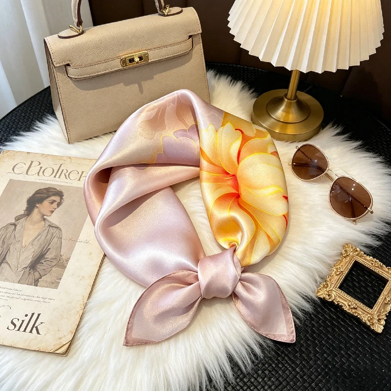Chinese Style Printed Silk Medium and Small Square Scarf Smooth Silk Breathable Sunscreen Shawl Mulberry Silk Scarf Women
Chinese Style Printed Silk Medium and Small Square Scarf Smooth Silk Breathable Sunscreen Shawl Mulberry Silk Scarf Women