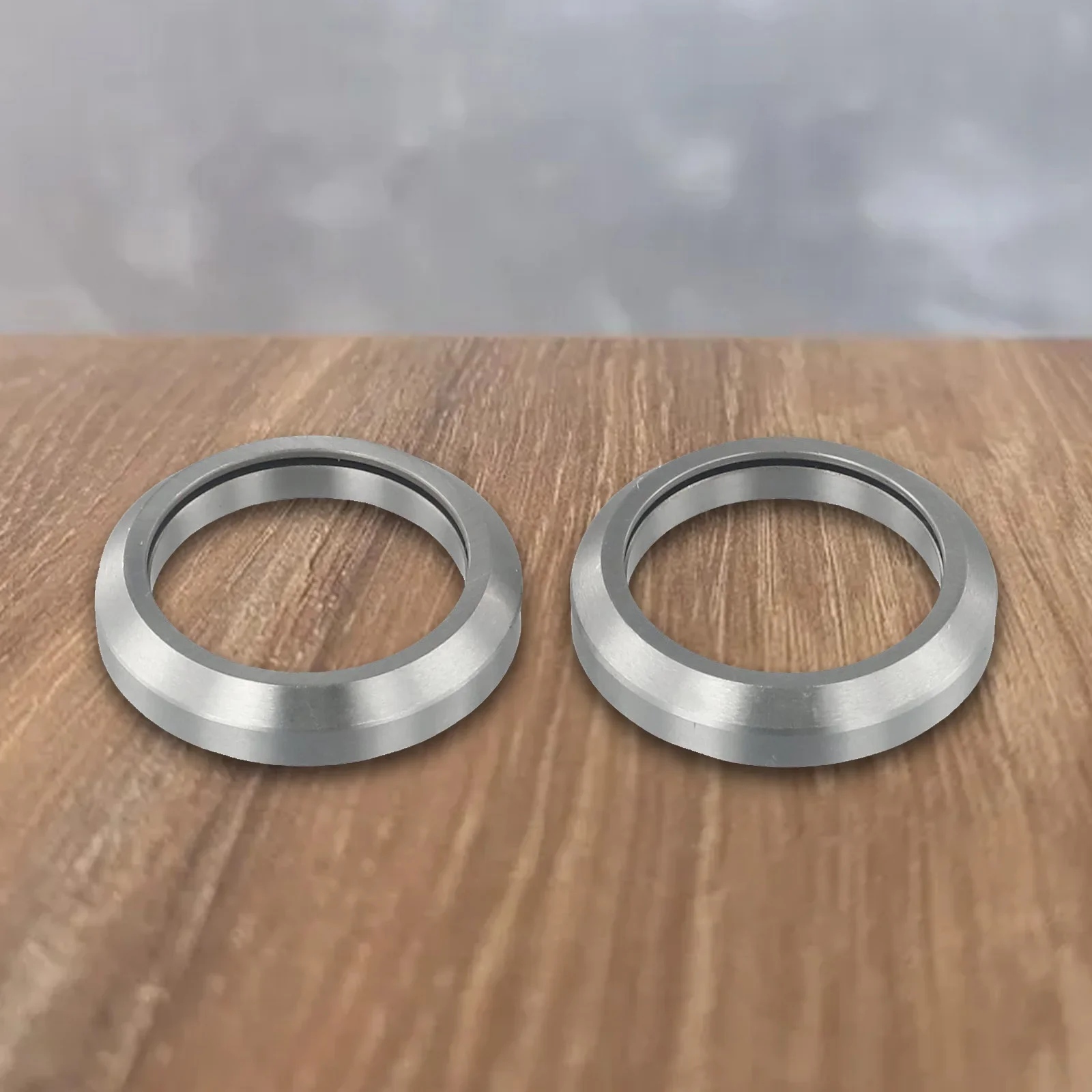 2 Pcs Bicycle Headset Beaings MTB Road Bike Steel Headset Bearing 1 1/8inch(28.6mm)30.5 X 41.8 X 8mm 45/45° Cycling Accessories
2 Pcs Bicycle Headset Beaings MTB Road Bike Steel Headset Bearing 1 1/8inch(28.6mm)30.5 X 41.8 X 8mm 45/45° Cycling Accessories