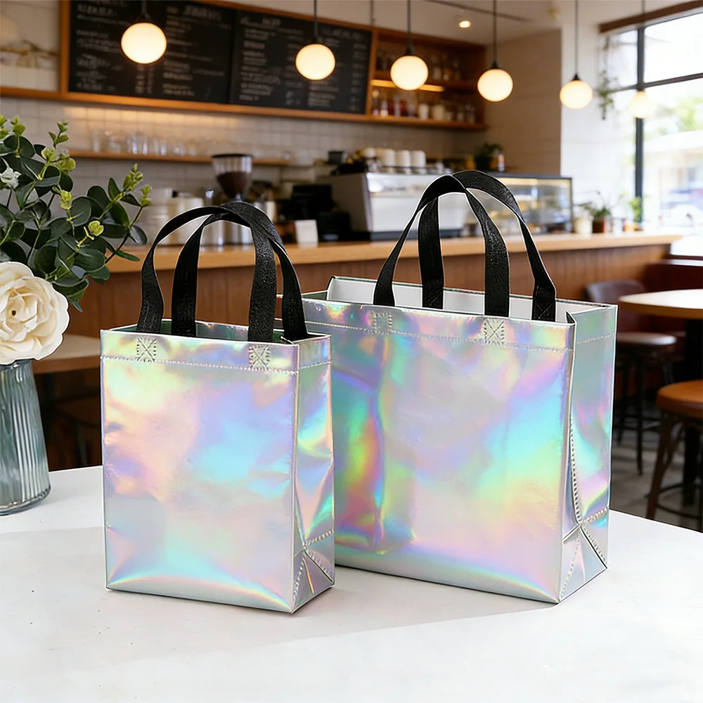 100 шт. оптом: лазерные нетканые пакеты для украшений с ламинированным алюминиевым покрытием, для магазинов одежды, букетов, молочного чая, подарочные сумки с ручками
100 шт. оптом: лазерные нетканые пакеты для украшений с ламинированным алюминиевым покрытием, для магазинов одежды, букетов, молочного чая, подарочные сумки с ручками