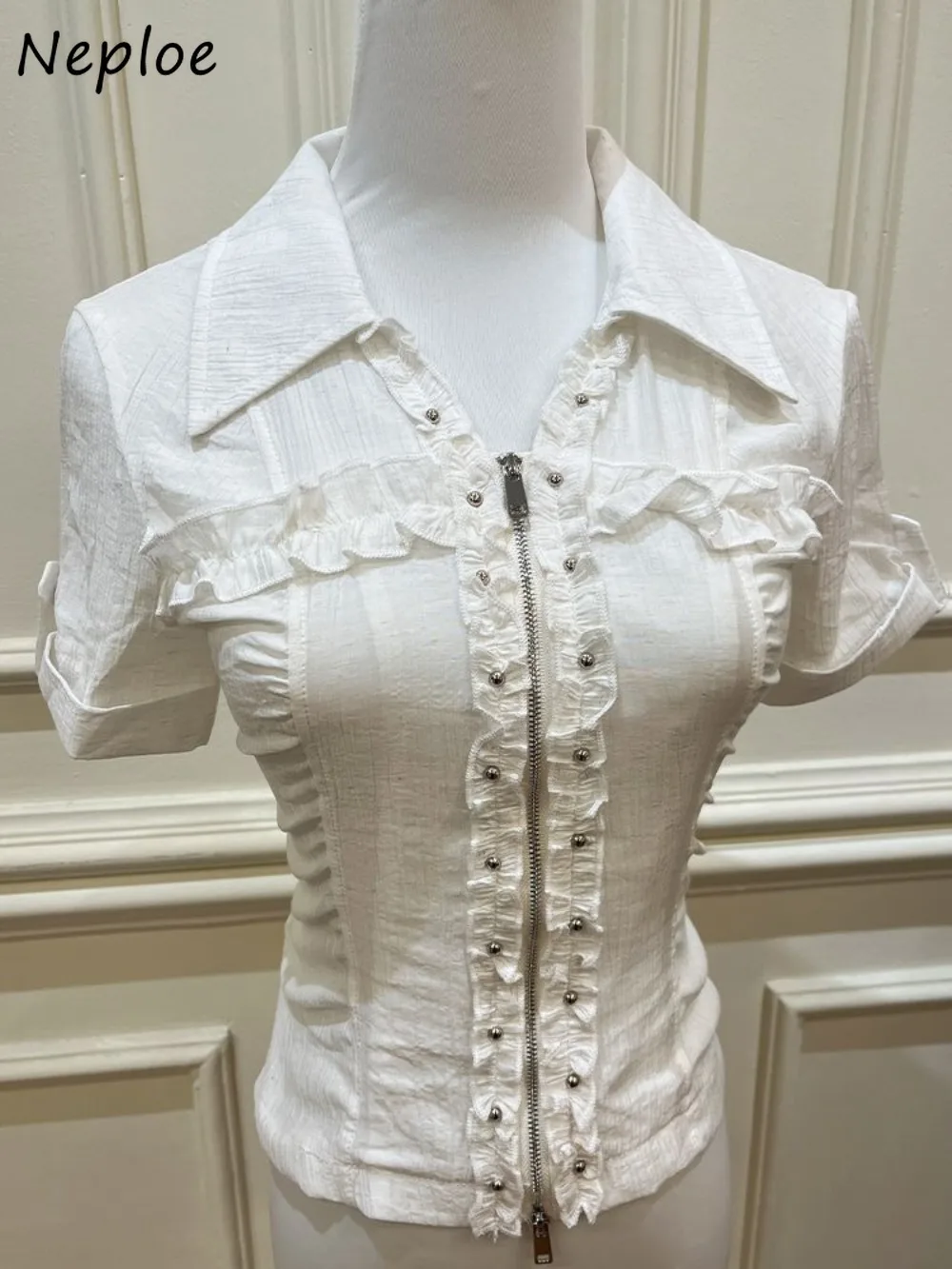 Neploe Ruched Fungus Literary Vintage Shirt Y2K Goth Fairycore Punk Style Blouses Minority Beading Slim Waist Drawstring Blusas
Neploe Ruched Fungus Literary Vintage Shirt Y2K Goth Fairycore Punk Style Blouses Minority Beading Slim Waist Drawstring Blusas